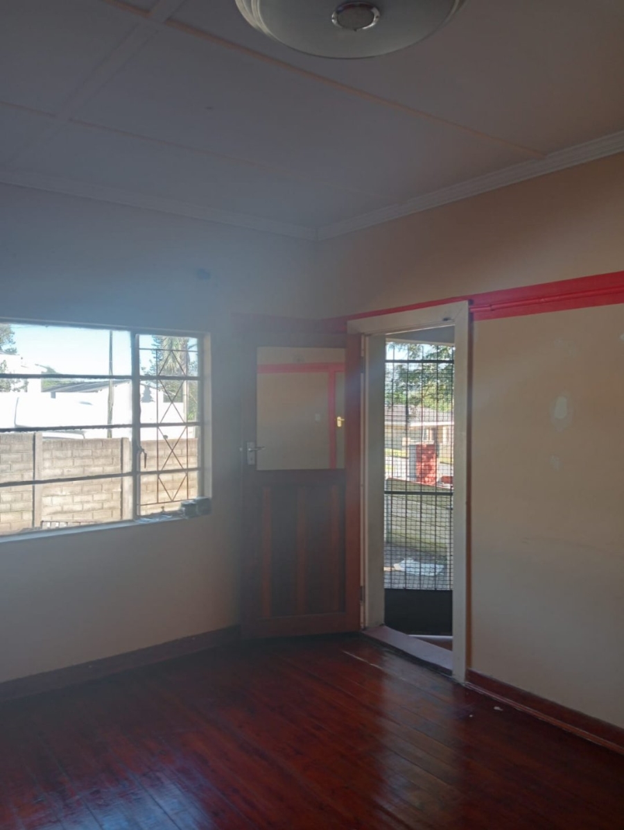 3 Bedroom Property for Sale in Summerpride Eastern Cape